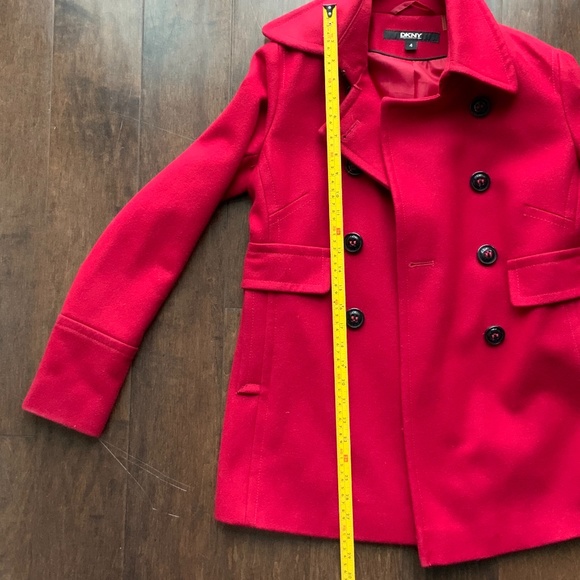 DKNY Peacoat in Red with Black Buttons. Size 4. - Picture 7 of 9